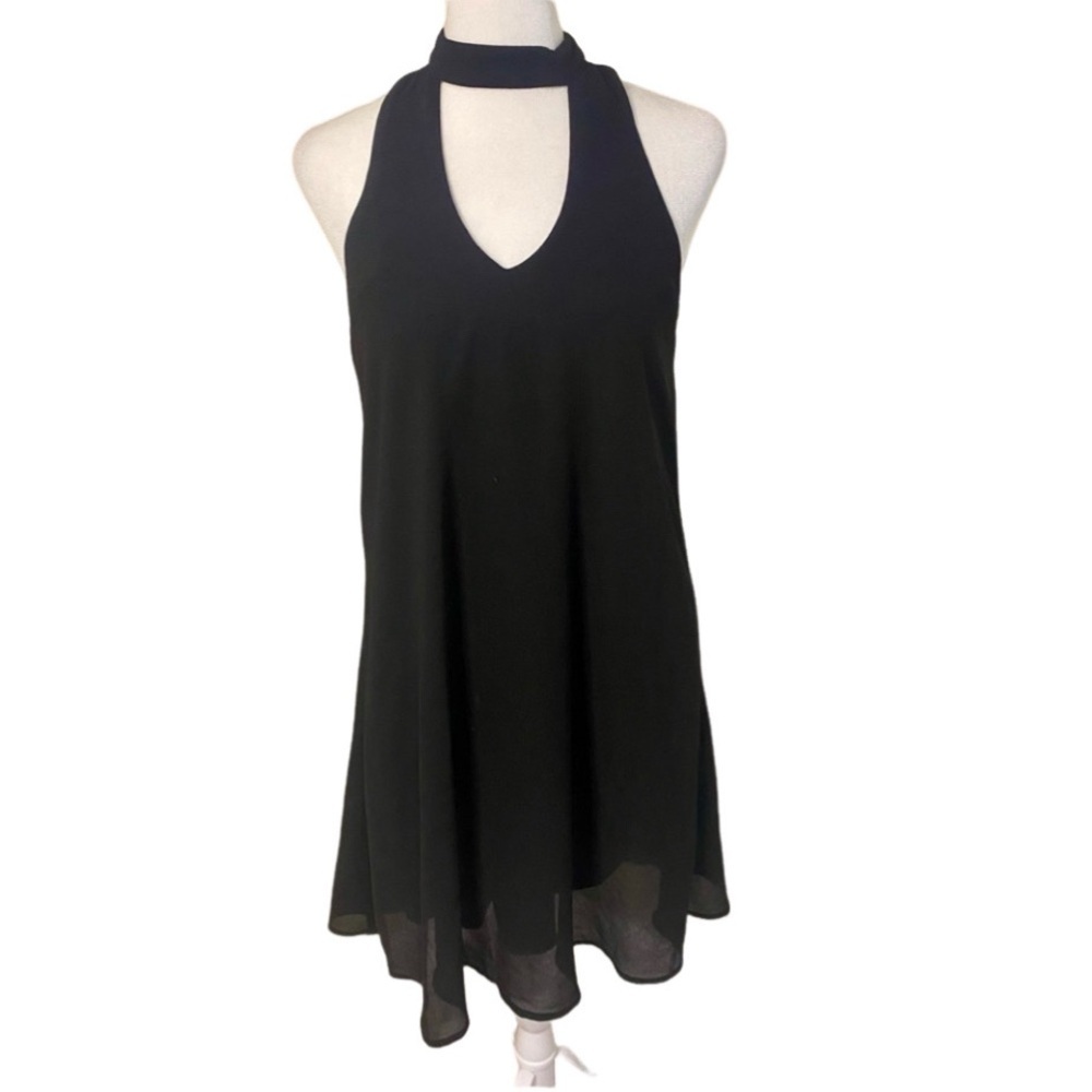 Speechless Sleeveless Choker Halter Lined Black A-Line Dress. Size M.